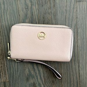 Michael Kors Wristlet